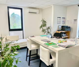 Bureau privé 20 m² 4 postes Location bureau Avenue de l'Europe Ramonville-Saint-Agne 31520 - photo 2